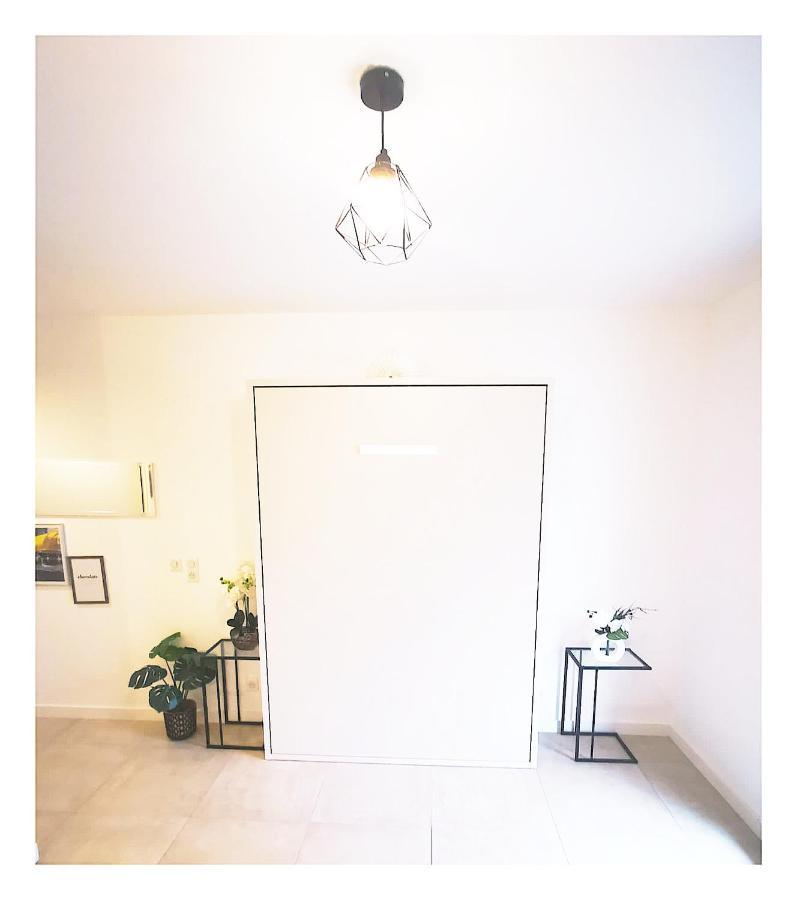 Studio Neuf Paris La Defense Metro 15 Rueil - Suresnes - Mont Valerien 외부 사진