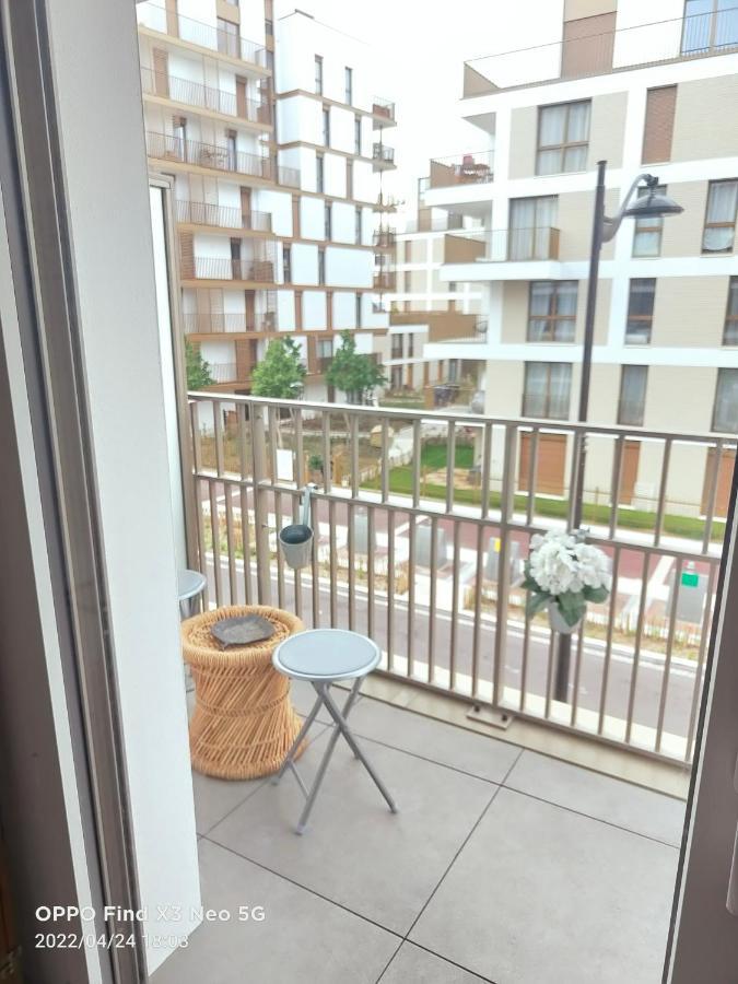 Studio Neuf Paris La Defense Metro 15 Rueil - Suresnes - Mont Valerien 외부 사진
